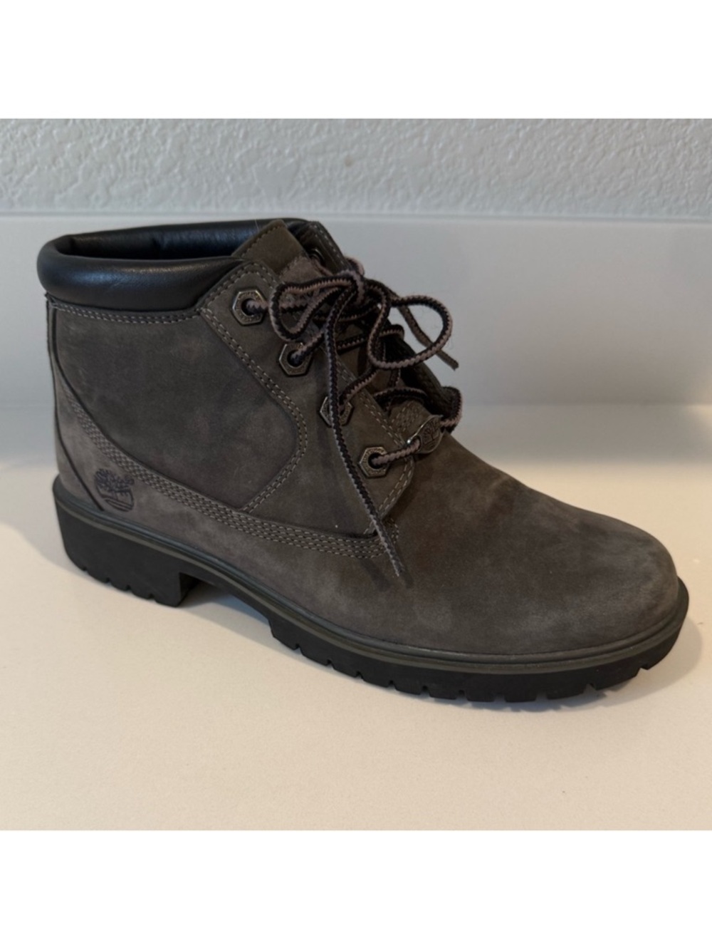 Timberland Nellie Gray Chukka Boots Size 6 Nubuck Leather Lace Up